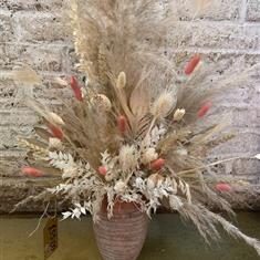 Dried mixed arrangement