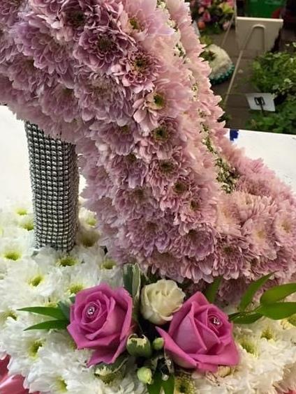 High heels with flowers top